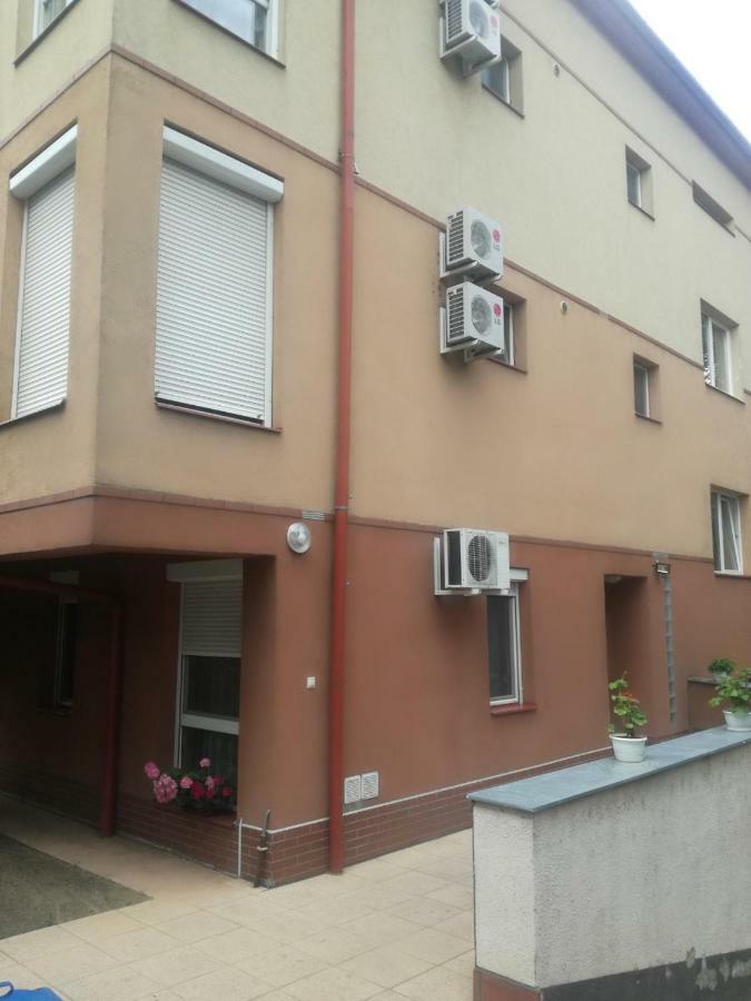 Rose Apartman Debrecen Exterior foto